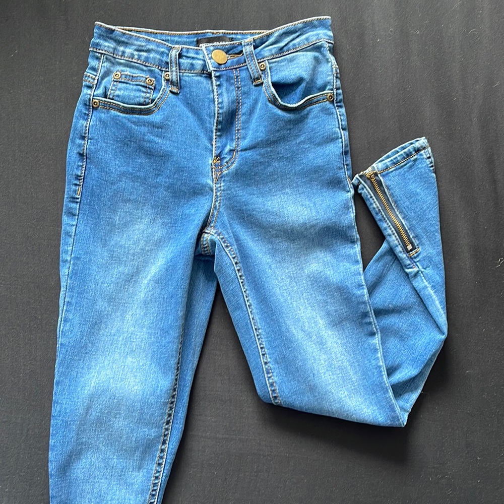 PrettyLittleThing High-Rise Skinny Jeans